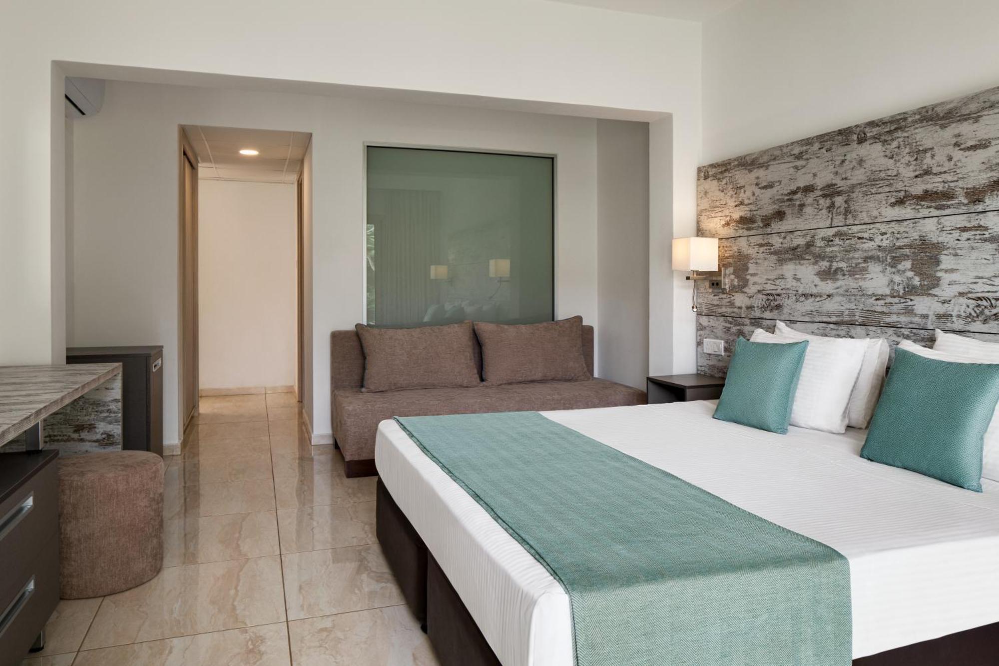 Ramada Hotel & Suites By Wyndham Ayia Napa Luaran gambar