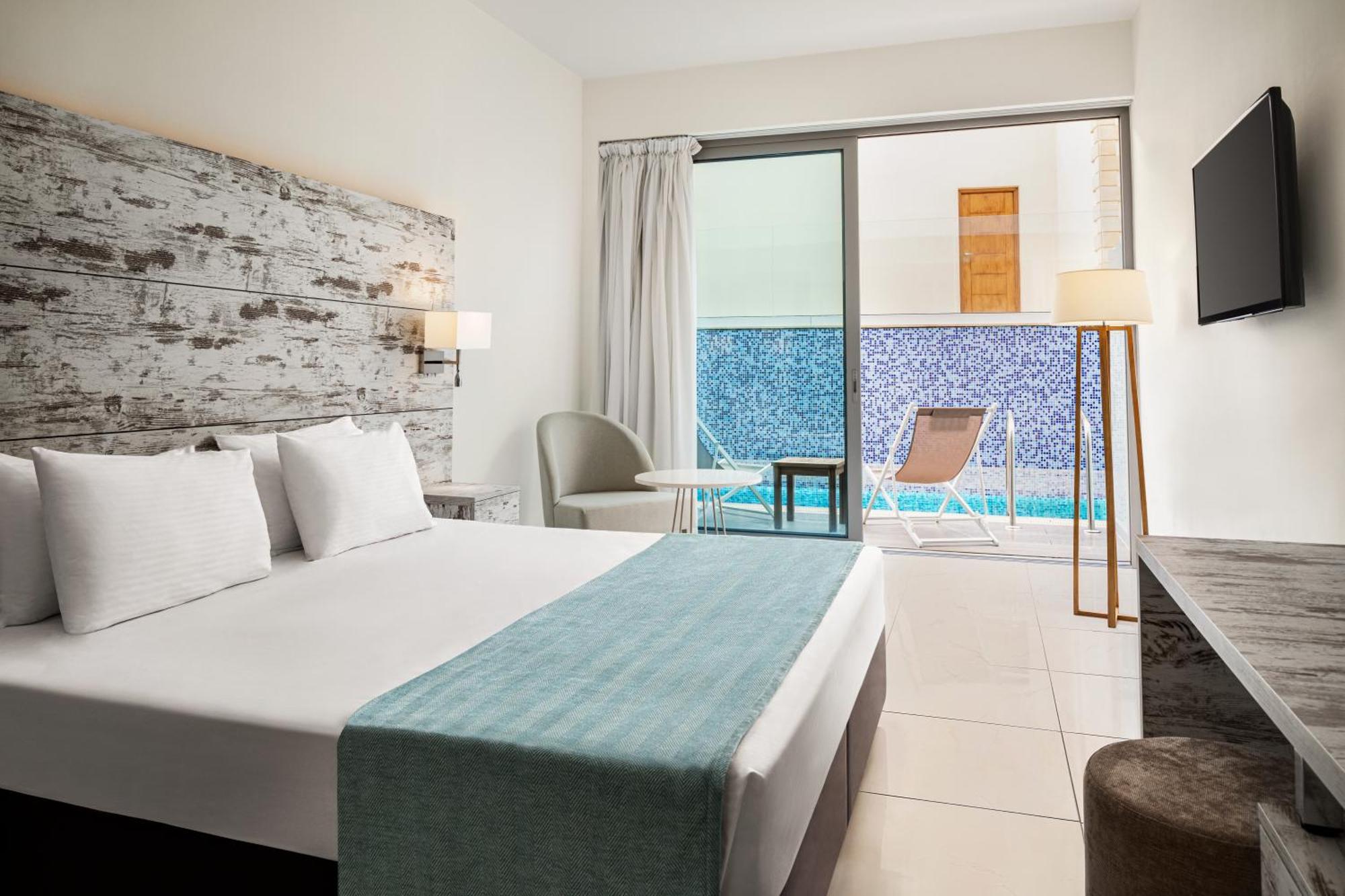 Ramada Hotel & Suites By Wyndham Ayia Napa Luaran gambar