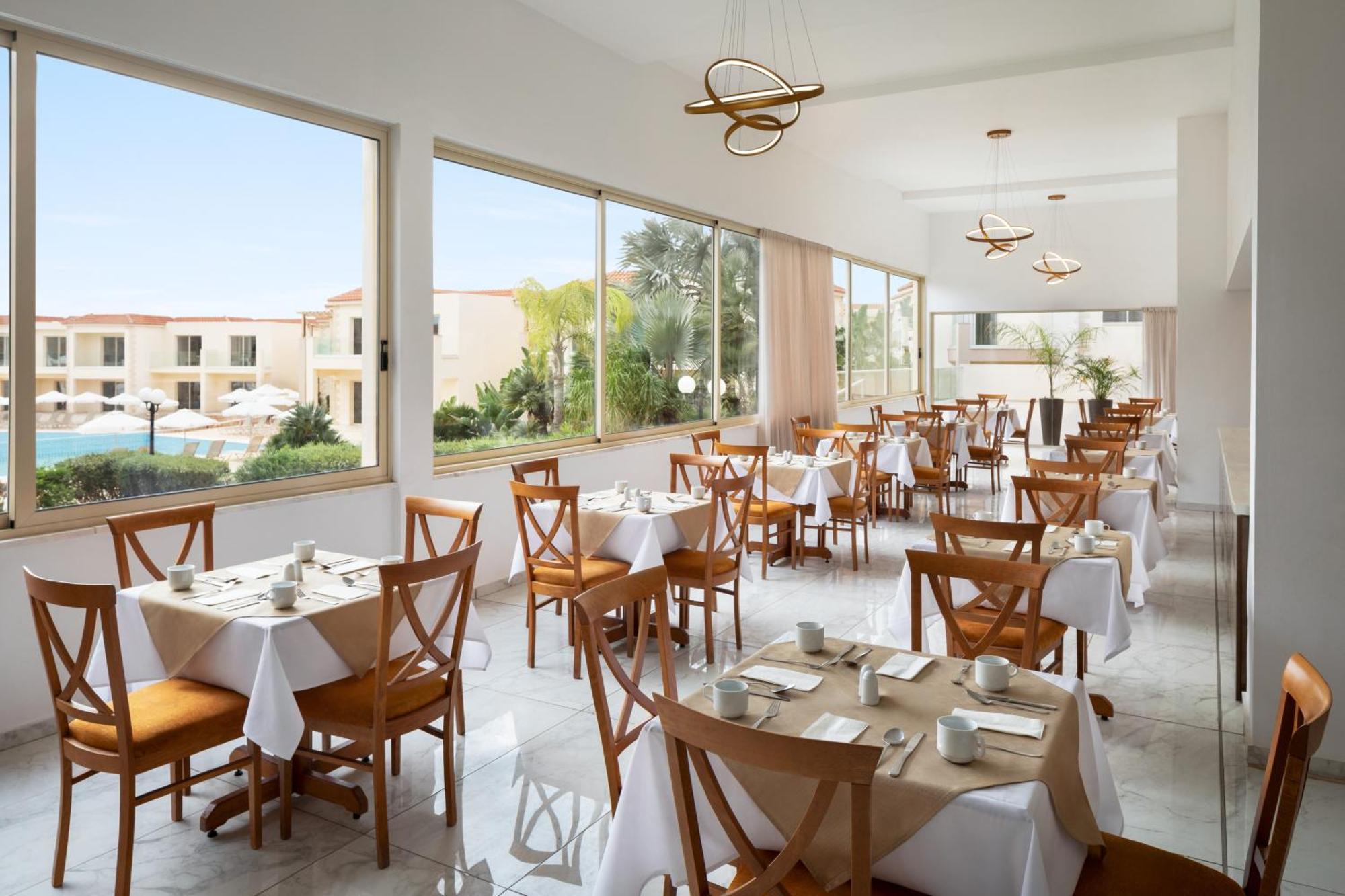 Ramada Hotel & Suites By Wyndham Ayia Napa Luaran gambar