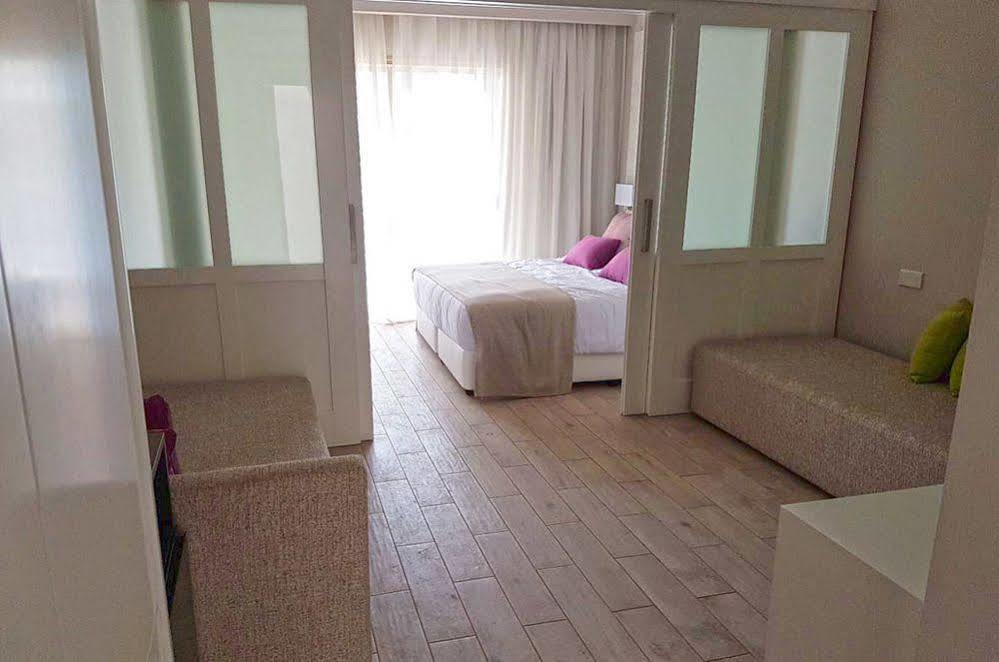 Ramada Hotel & Suites By Wyndham Ayia Napa Luaran gambar